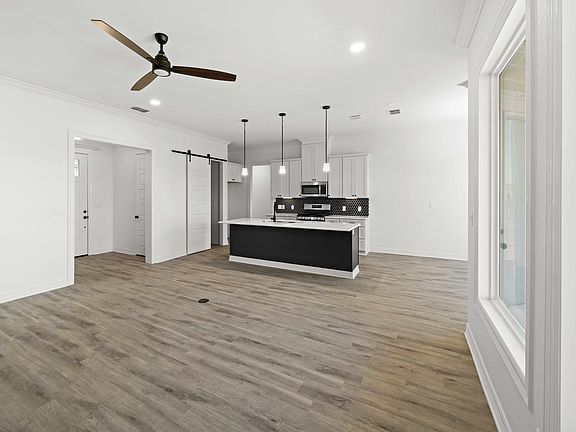5th image of 1701 Tres Dr