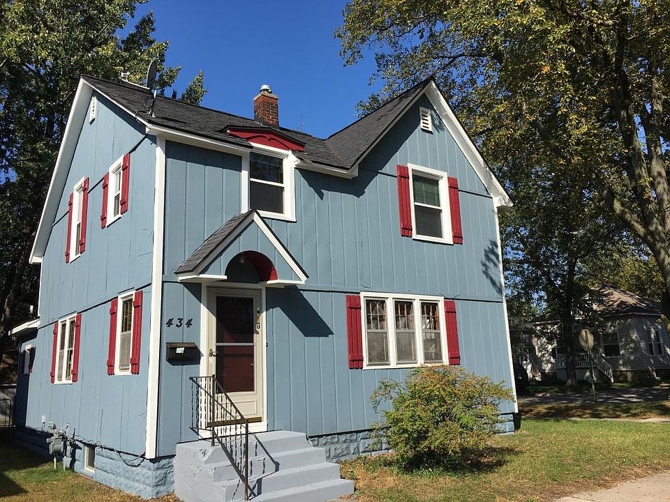 1st image of 434 College Ave