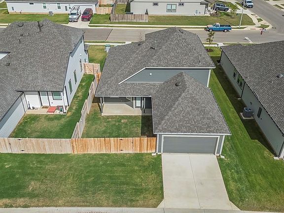 5th image of 187 Everglades Dr