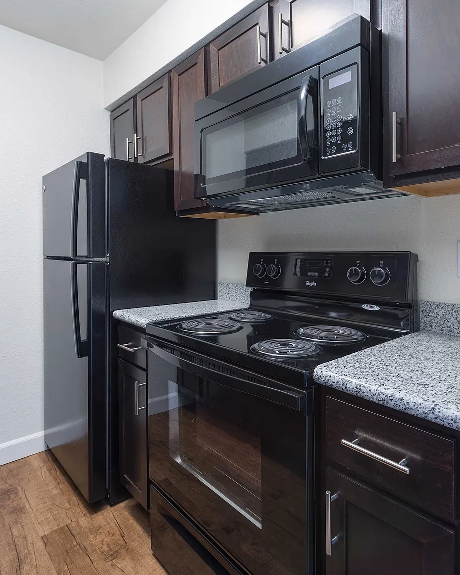 101 Adeline Dr photo 1