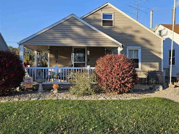 1020 NW D St, Richmond, IN 47374