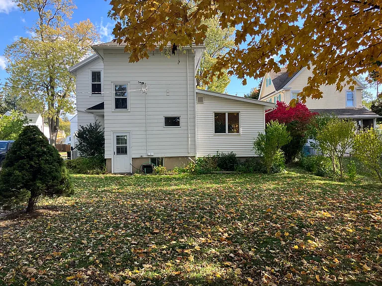 23 Prospect Ave #1 — Photo 4