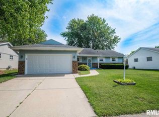 3320 W Saymore Ln, Peoria, IL