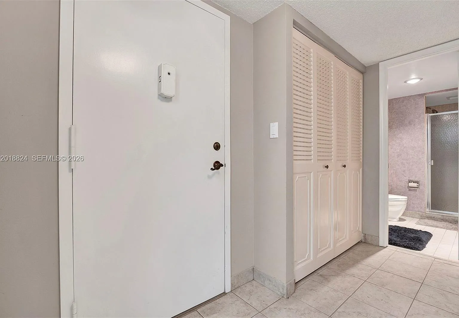 Prince George Arms Condo — Photo 3