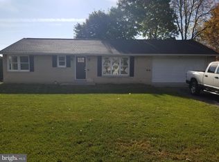 8903 Jonestown Rd, Grantville, PA 17028