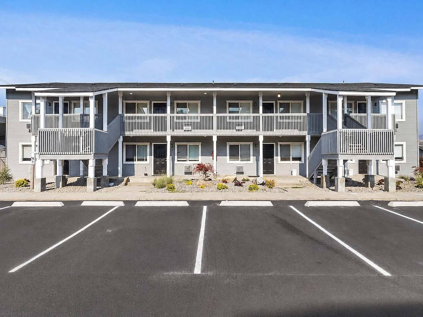 Mission View Flats — Photo 1