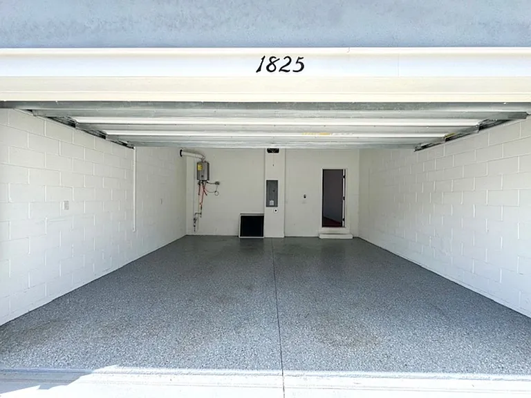 1825 Coastal Ct — Photo 39
