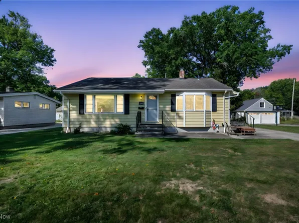 250 Vineyard Rd, Avon Lake, OH 44012