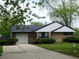 1306 Kingston Ave, Montgomery, IL 60538