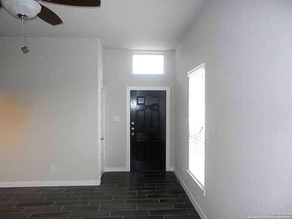 5th image of 2213 & 2215 Avery Village