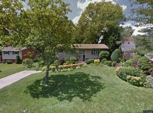 7113 Norwalk St, Falls Church, VA 22043
