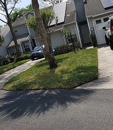 2nd image of 207 Northshore Cir