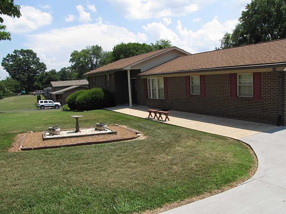 2nd image of 2314 Calloway Cir