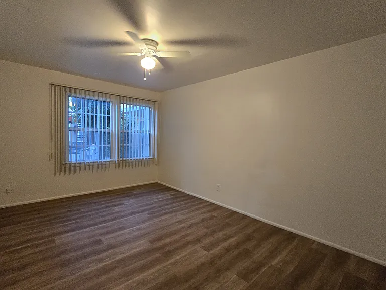 724 N Sunset Blvd #A — Photo 5