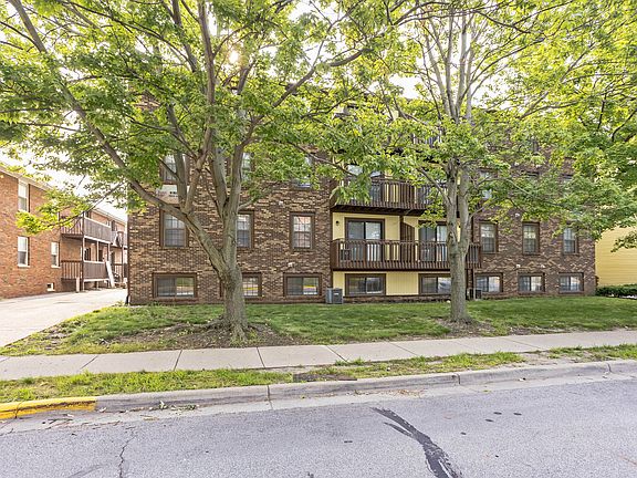 3rd image of 318 N Salisbury St #2-1116163