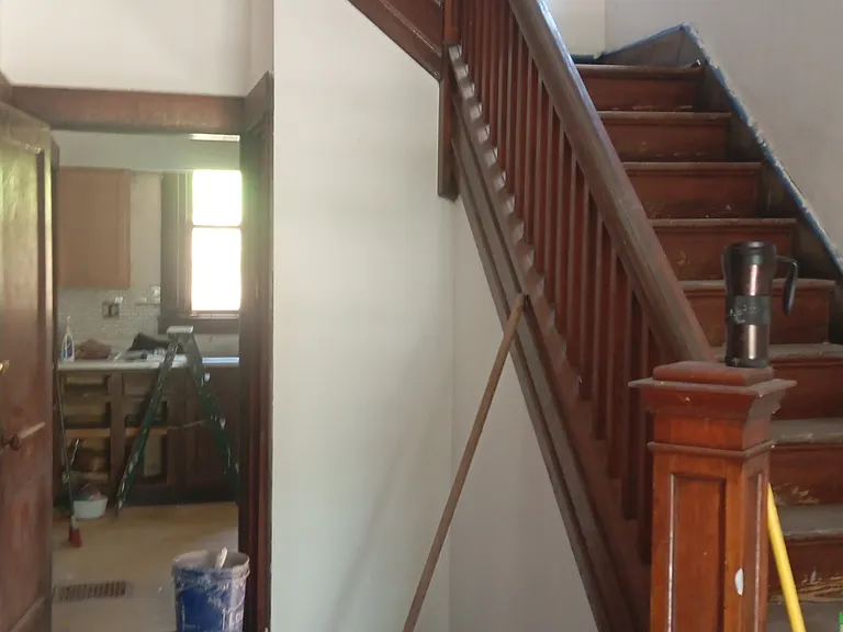 1126 Haslage Ave — Photo 2