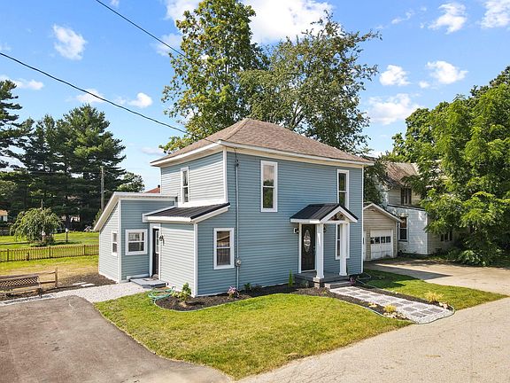 3rd image of 21 Benton St