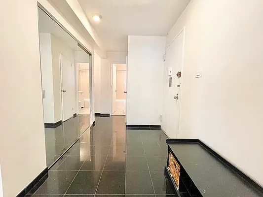 Rented by Century 21 Premier  | media 24