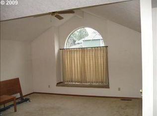 285 SW 149th Ave, Beaverton, OR 97006