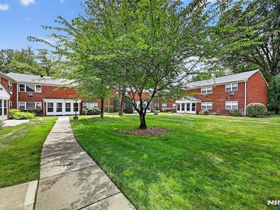 64 Regency Park, Ramsey, NJ, 07446