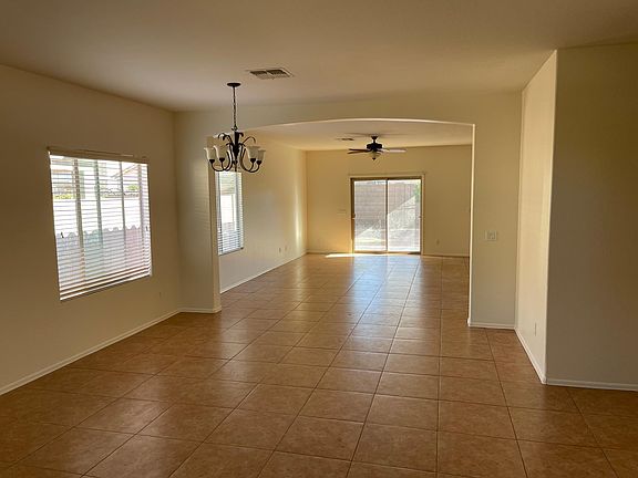 3rd image of 1275 E Bluebird Dr