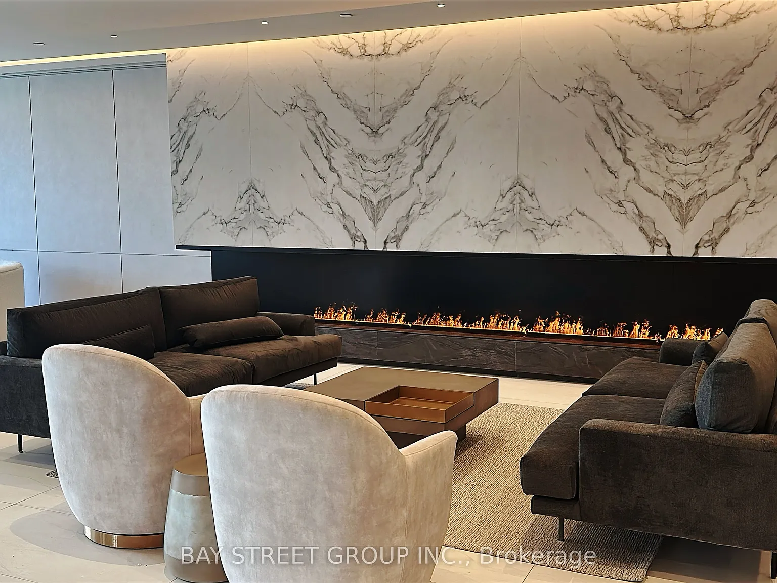 2 bed, $2,450 — Photo 2