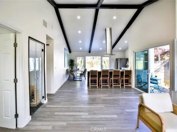 21061 Galbar Cir, Huntington Beach, CA 92646