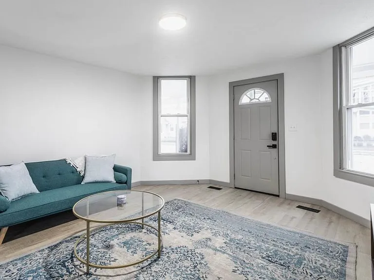 1521 English Ave — Photo 10