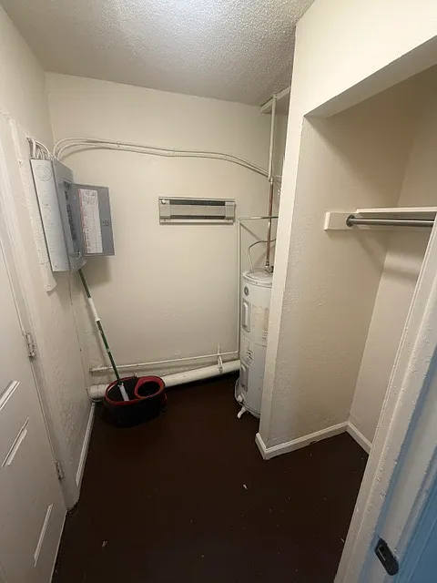 2 bed, 850 sqft, $975 — Photo 1