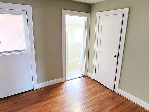 Living Room to kitchen