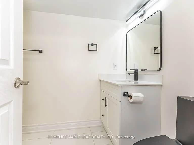45 Bristol Rd E #10 — Photo 34