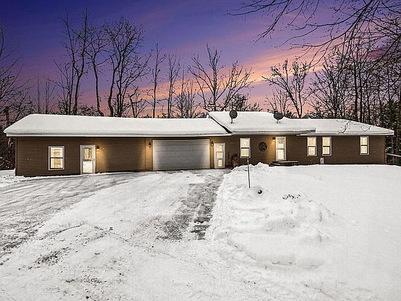 2nd image of 6878 N Croswell Ave