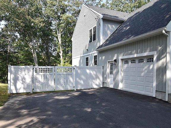 4th image of 87R Scituate Ave
