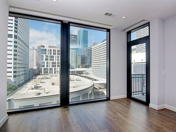 5th image of 1211 Caroline St Unit 806