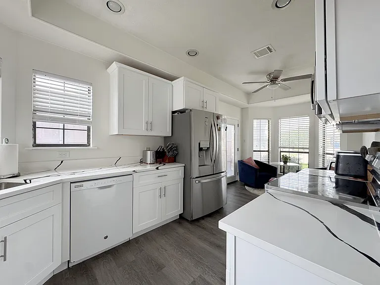 2530 Millcroft Ln — Photo 11