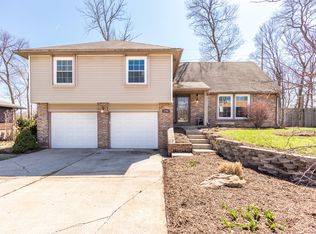 3704 Rollins Rd, Columbia, MO 65203