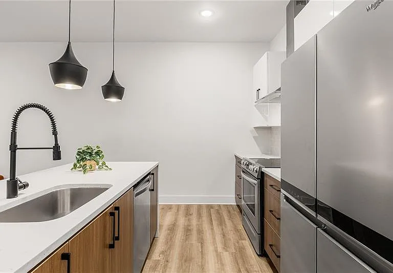 112 Rogers St NE #303 — Photo 11