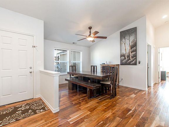3rd image of 3445 Kristin Dr