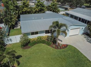 704 Riviera St, Venice, FL 34285
