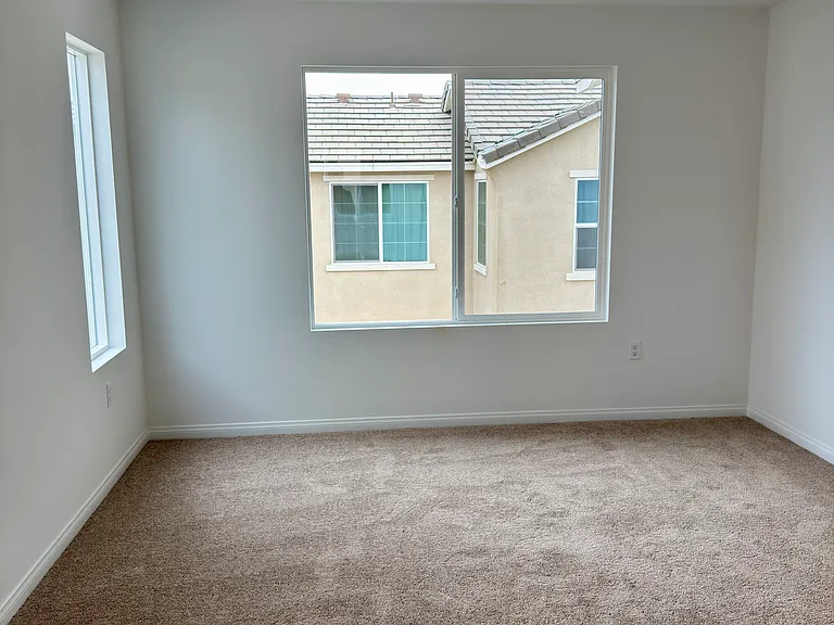 1261 Galaxy Way — Photo 23