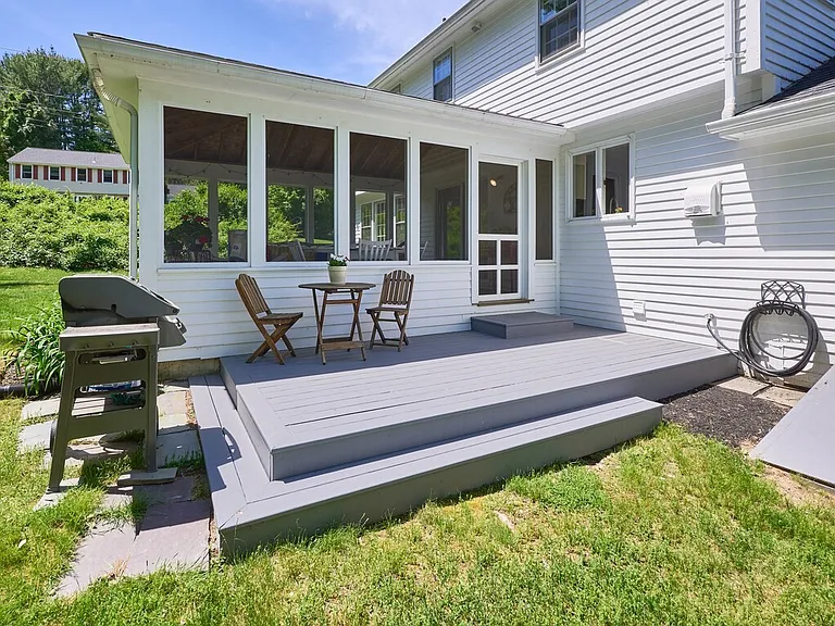 Townsend Dr — Photo 23