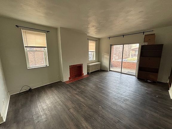 5th image of 117 W James St #117