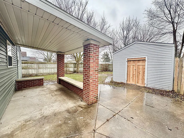 812 Jackson St — Photo 19