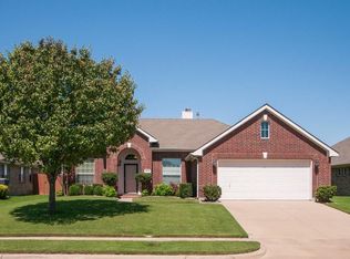 3813 Calloway Dr, Mansfield, TX 76063