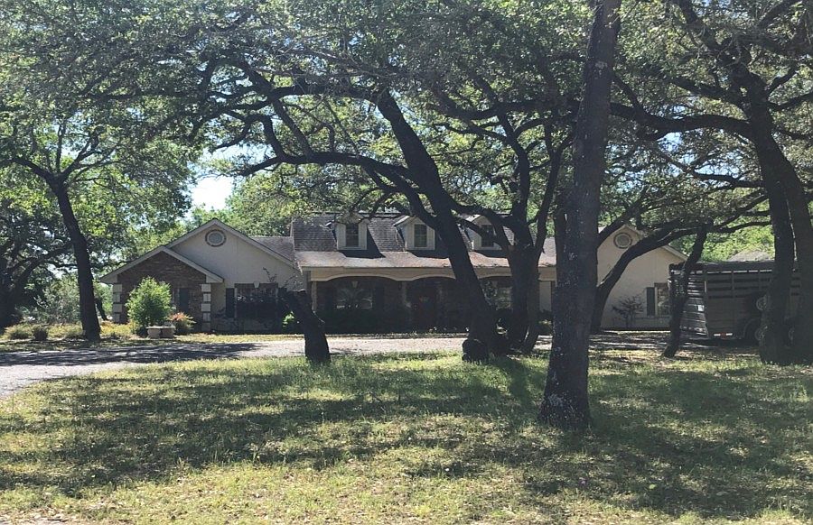 1st image of 236 Southwood Oaks Dr
