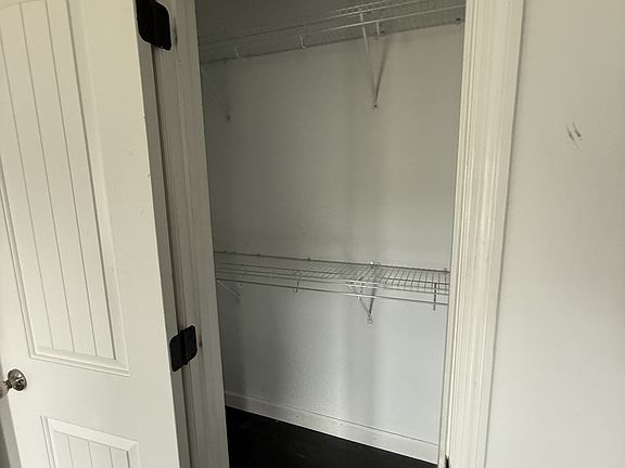 3rd image of 660 Dalton Hollow Rd