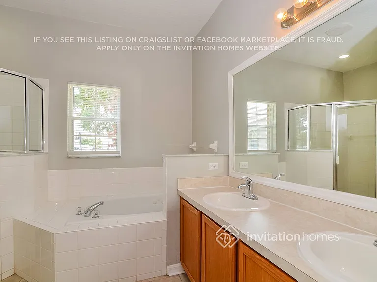 422 Marlberry Leaf Ct — Photo 10