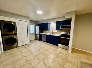 1855 Kings Hwy APT B, Clearwater, FL 33755