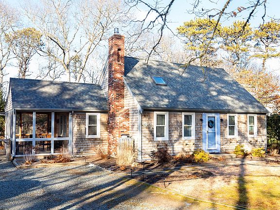 2nd image of 315 Candlewood Drive