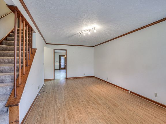 2nd image of 5064 Stillwood Dr #B